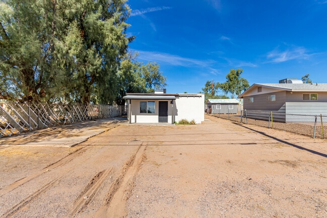 550 W McMurray Blvd in Casa Grande, AZ - Building Photo - Building Photo