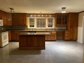 3336 Hilham Rd in Cookeville, TN - Building Photo - Building Photo