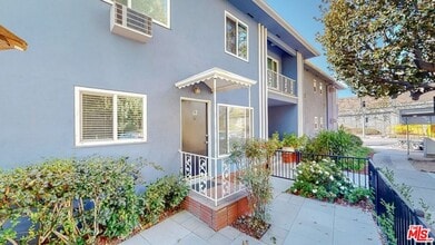 11284 Montana Ave in Los Angeles, CA - Building Photo - Building Photo