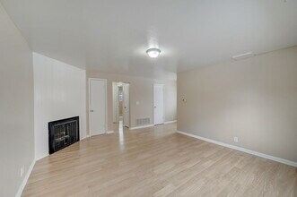 158 W 300 N in Salt Lake City, UT - Building Photo - Building Photo
