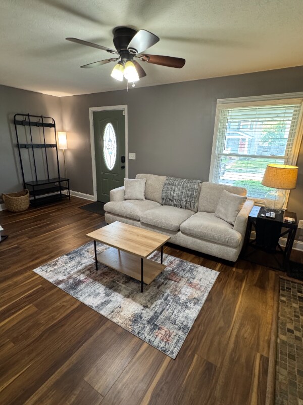 149 E Welch Ave in Columbus, OH - Foto de edificio - Building Photo