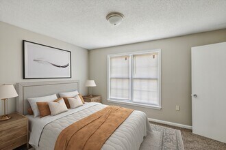 Hampton East in Albany, GA - Foto de edificio - Building Photo