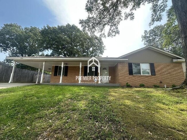 property at 2818 N Star Dr
