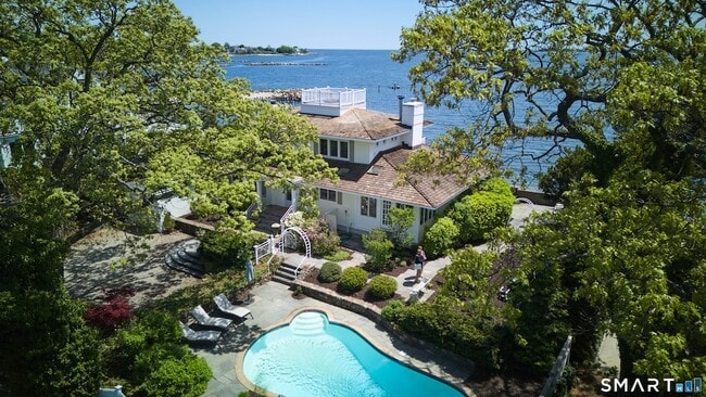 34 Shorehaven Rd in Norwalk, CT - Building Photo - Building Photo