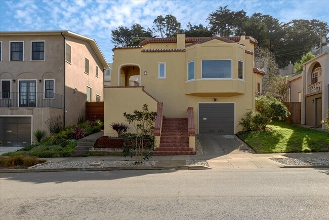 property at 175 Vasquez Ave