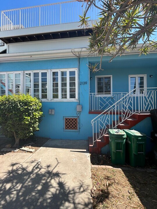 2139 Brant St in San Diego, CA - Building Photo
