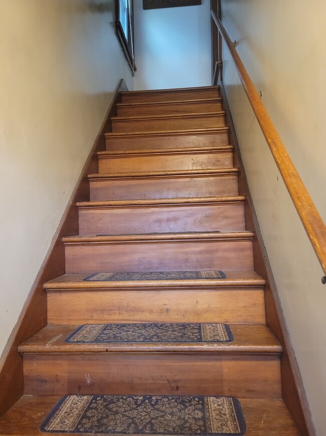 469 Maplewood Ave, Unit 467 Maplewood Ave in Rochester, NY - Building Photo - Building Photo