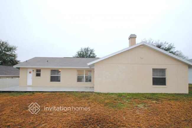 15643 Charter Oaks Trail in Clermont, FL - Building Photo - Building Photo