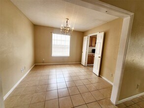 19722 Ridge Falls Ct in Cypress, TX - Foto de edificio - Building Photo