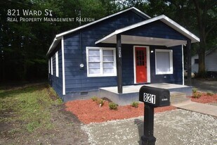 821 Ward St in Smithfield, NC - Building Photo