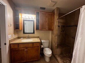 263 N Villas Ct in Tallahassee, FL - Building Photo - Building Photo