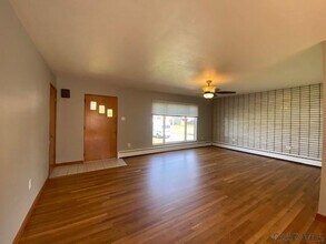111 Old Hickory Ln in Johnstown, PA - Building Photo - Building Photo