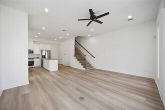 5117 Briscoe St in Houston, TX - Building Photo - Building Photo