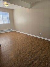 4255 Gilman Ave W, Unit 4 in Seattle, WA - Foto de edificio - Building Photo