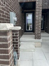 17 Tobias Ln in Barrie, ON - Building Photo - Building Photo