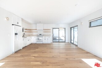 368-364 N Ave 53 in Los Angeles, CA - Building Photo - Building Photo