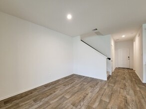 4242 Bromham Farms Dr in Fulshear, TX - Building Photo - Building Photo