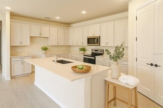 6735 Willow View Ave in Orlando, FL - Building Photo - Building Photo