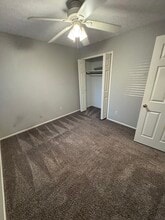 4123 Regentview St NE in Canton, OH - Building Photo - Building Photo