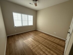 3333 10th Ave NW in Watertown, SD - Building Photo - Building Photo