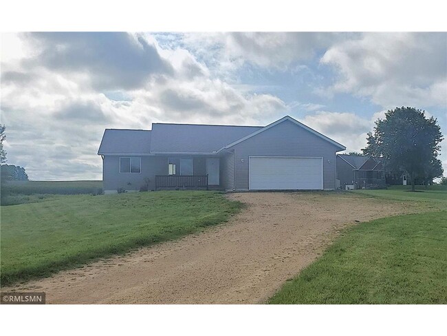 1469 142nd St in New Richmond, WI - Building Photo - Building Photo