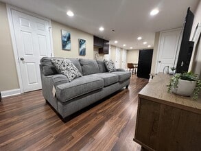 4058 Edgewood Rd in Baltimore, MD - Building Photo - Building Photo