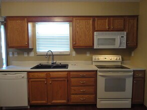 74 Rollingwood Dr in Maineville, OH - Foto de edificio - Building Photo