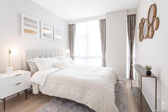 33-66-66 Farrington St in Queens, NY - Building Photo - Building Photo