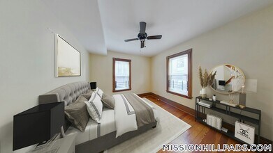 1526 Tremont St in Boston, MA - Building Photo - Building Photo