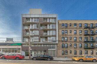 Newly Built 19 Unit Multi Family in Long Island City, NY - Building Photo - Building Photo