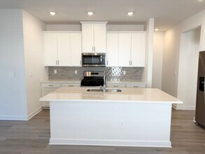 1032 Lauryn Oak Lp in Longs, SC - Building Photo - Building Photo