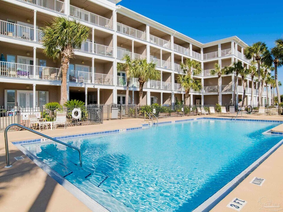 13500 Sandy Key Dr in Pensacola, FL - Building Photo