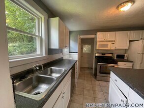 86 Colborne Rd in Boston, MA - Foto de edificio - Building Photo