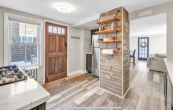15 Bristol St in Branford, CT - Building Photo - Building Photo