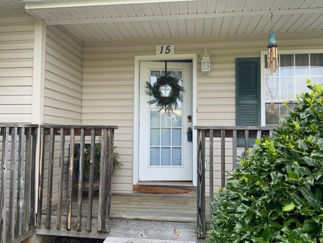 2305 S Greenwood Dr in Johnson City, TN - Building Photo - Building Photo