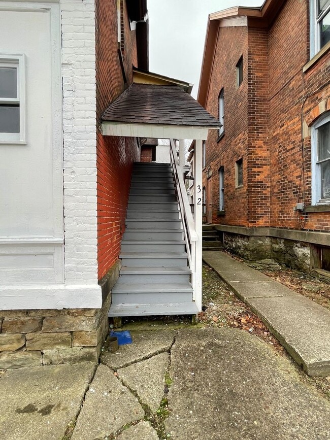 property at 32 Clinton St