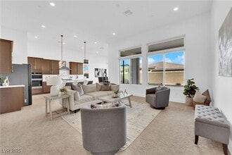 5030 Sandline Ct in Las Vegas, NV - Building Photo - Building Photo