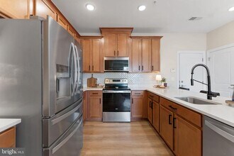 10439 Ratcliffe Trl in Manassas, VA - Building Photo - Building Photo