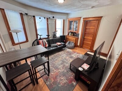 96 Conwell Ave, Unit 1