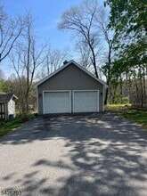 355 Elm St in Long Hill, NJ - Building Photo - Building Photo
