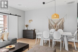 393-1393 King St W in Toronto, ON - Building Photo - Building Photo