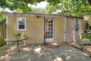 2606 S Carrollton Ave, Unit Apt B in New Orleans, LA - Building Photo