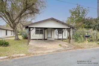 635 Water St in Brownsville, TX - Building Photo - Building Photo