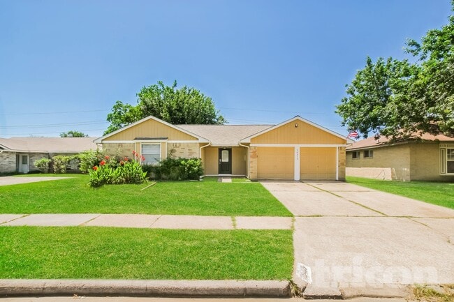 property at 20419 Bishops Gate Ln