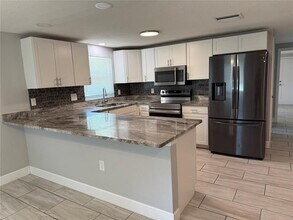 5516 9th St in Zephyrhills, FL - Building Photo - Building Photo
