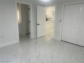 2403 Dogwood Ave S in Lehigh Acres, FL - Building Photo