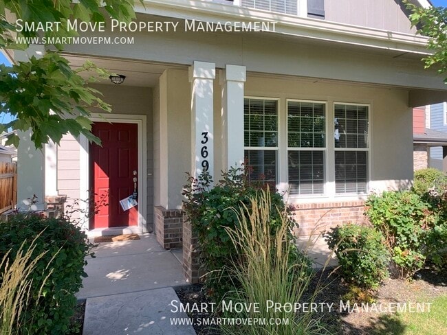 3693 N Warm Creek Ave in Meridian, ID - Building Photo - Building Photo