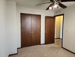 2416 Arbor Dr in Norman, OK - Building Photo - Building Photo