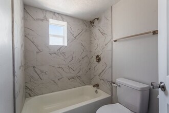 5002 La Cienega St NW in Albuquerque, NM - Building Photo - Building Photo