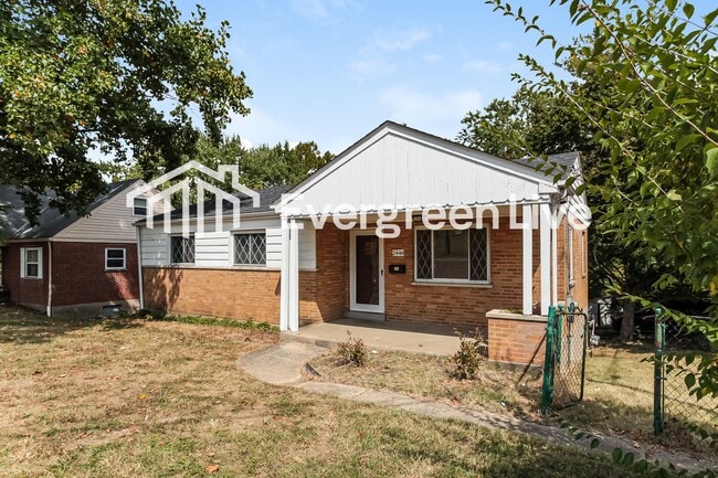 2448 Banning Rd in Cincinnati, OH - Building Photo - Building Photo